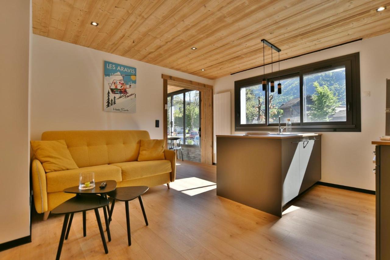 Bel Appartement Centre De Thones Lumineux Et Spacieux Neuf Zewnętrze zdjęcie